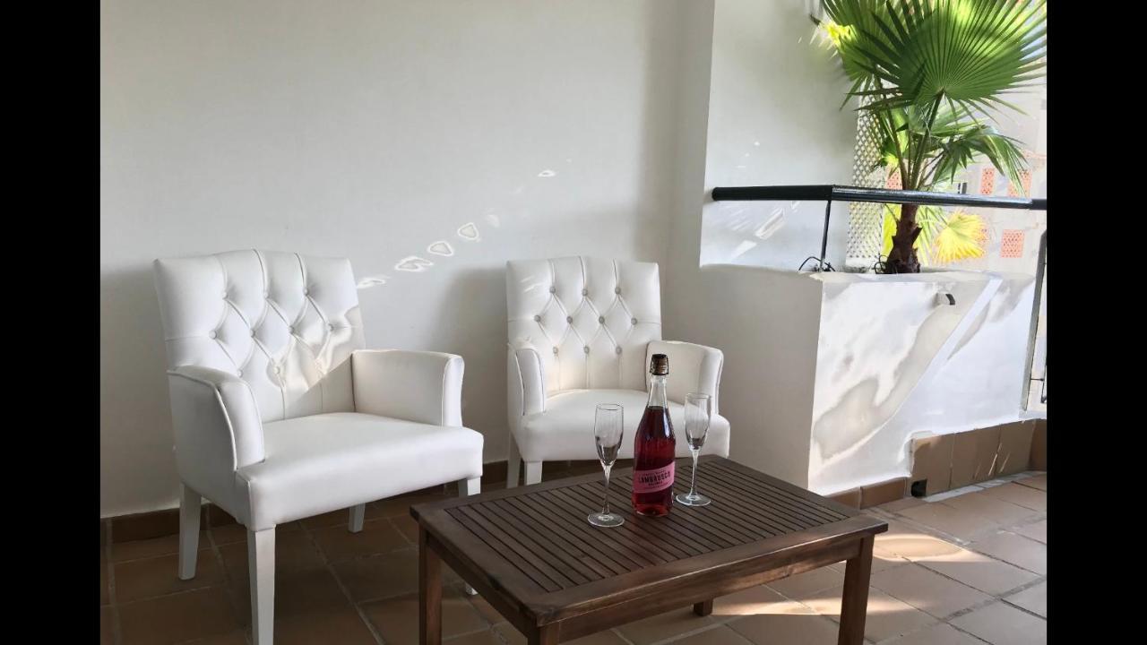 Mi Capricho Beachfront- 3-7 Apartment With Sea Views Sitio de Calahonda Exterior photo